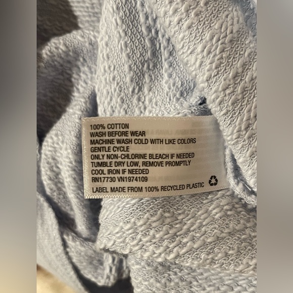 NWOT Universal Thread Women’s Medium Baby Blue a bit Cropped Lolita - Picture 3 of 4